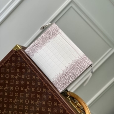 LV Clutch Bags